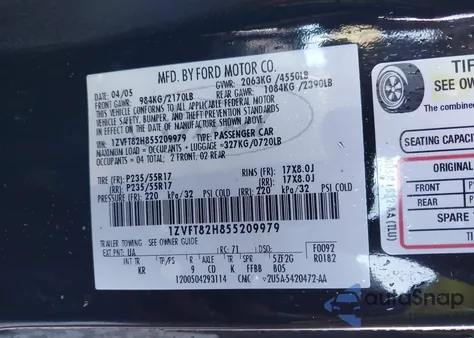 2005 Ford Mustang Gt Deluxe/Gt Premium z USA, uszkodzony, nr VIN 1ZVFT82H855209979